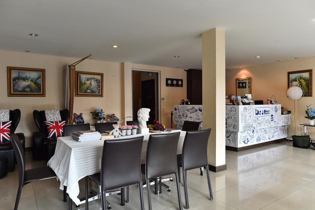 Take A Rest Hotel Μπανγκόκ Εξωτερικό φωτογραφία