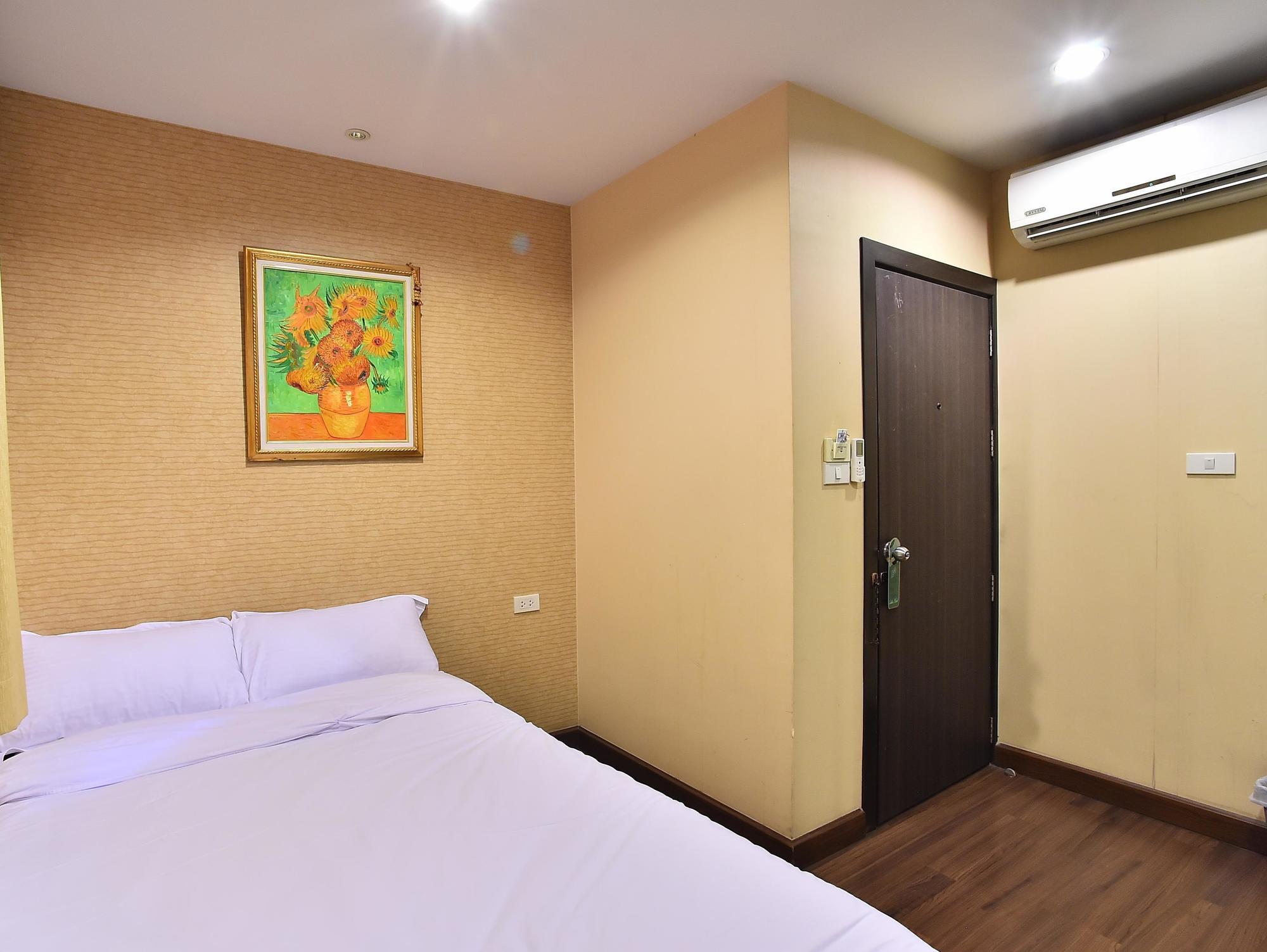 Take A Rest Hotel Μπανγκόκ Εξωτερικό φωτογραφία
