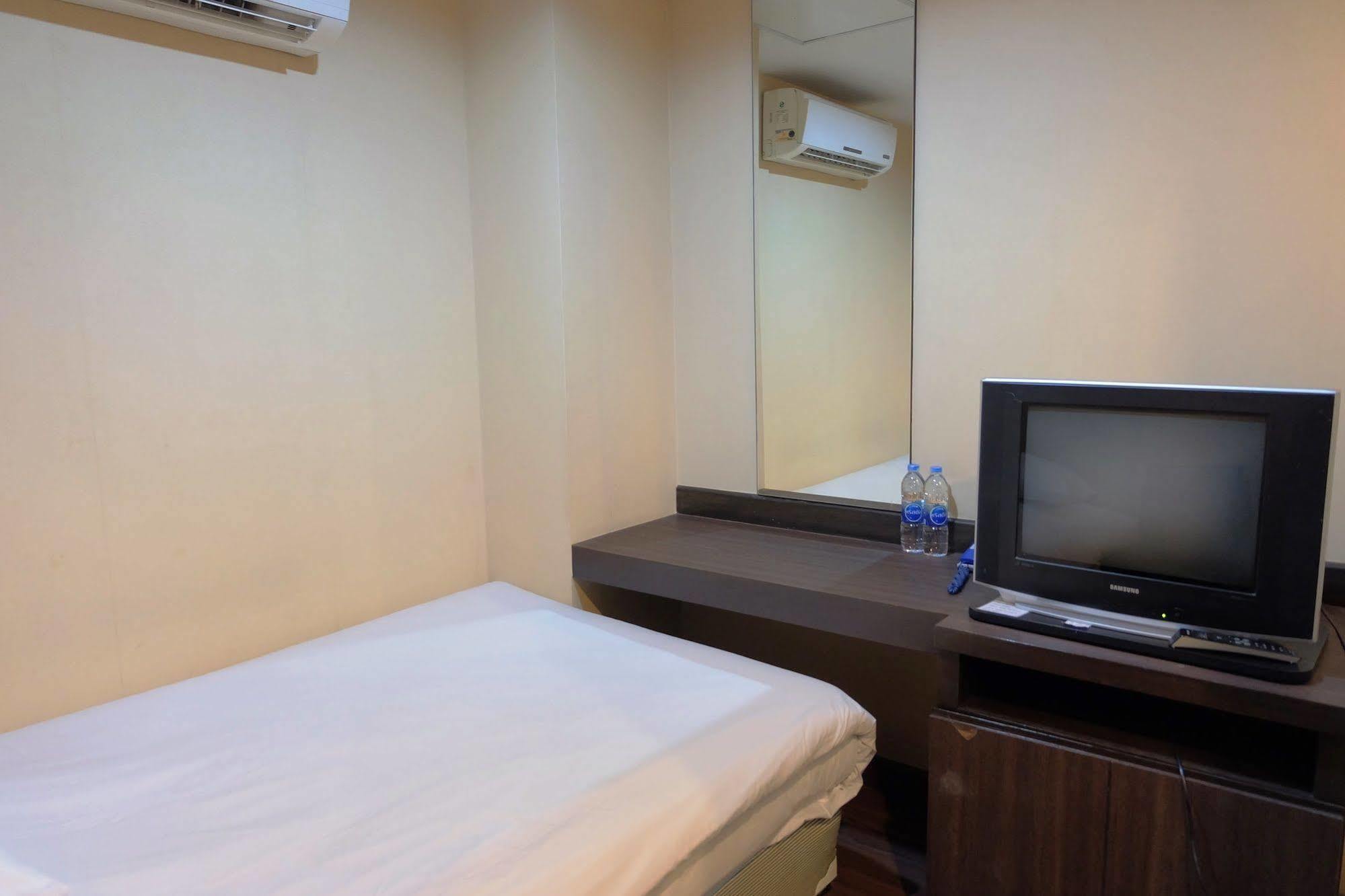 Take A Rest Hotel Μπανγκόκ Εξωτερικό φωτογραφία